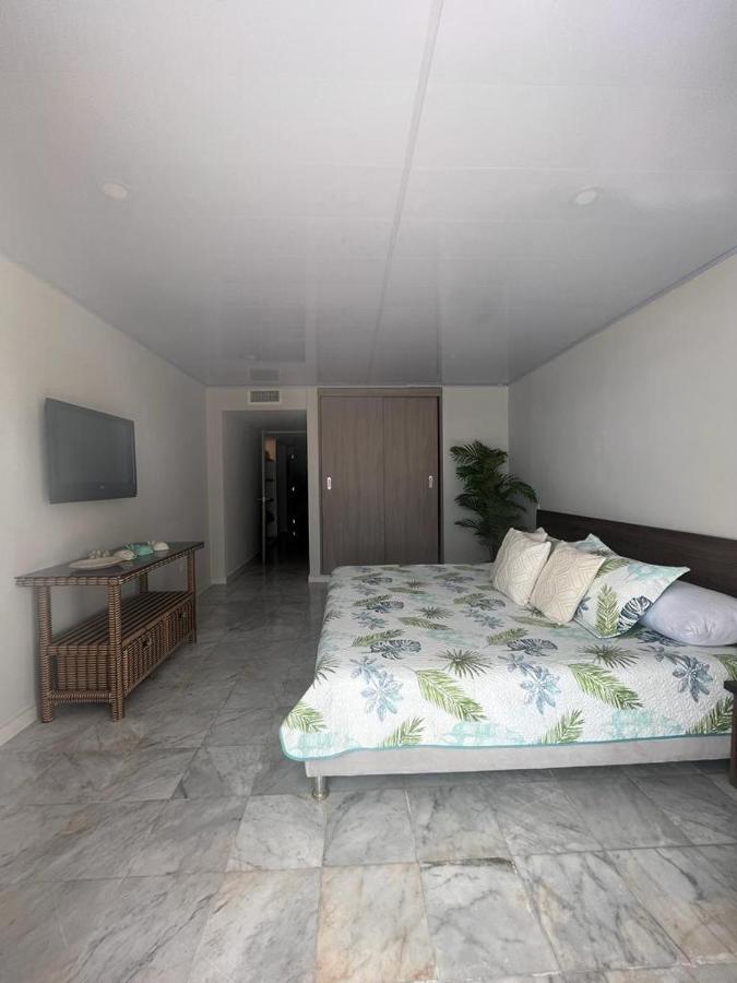 Apartamentos Con Playa Privada Y Vista Al Mar San Andrés Eksteriør billede