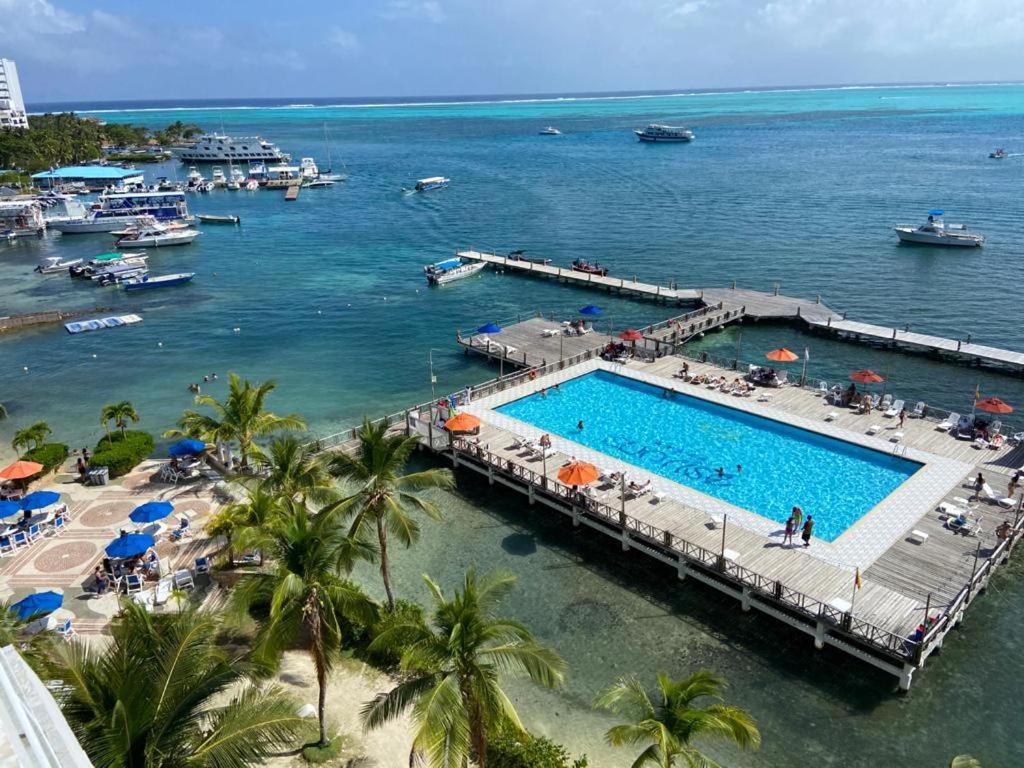 Apartamentos Con Playa Privada Y Vista Al Mar San Andrés Eksteriør billede